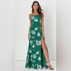 Lulu’s Green Floral Print Lace-Up Midi Slit Maxi Dress
